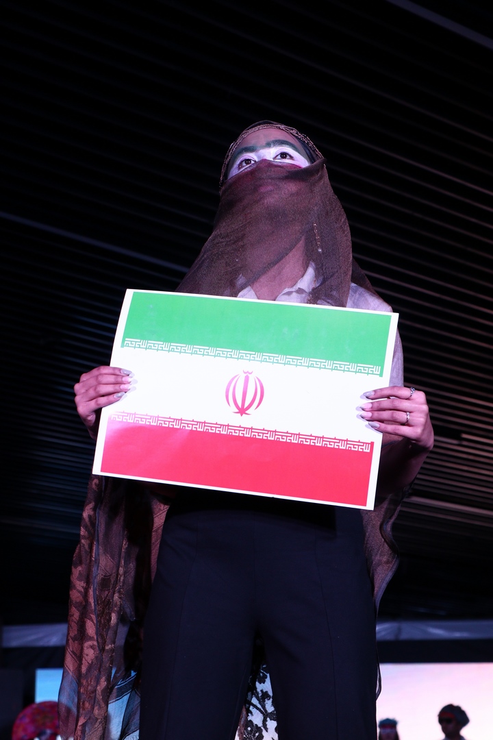 Fashion show moment 7