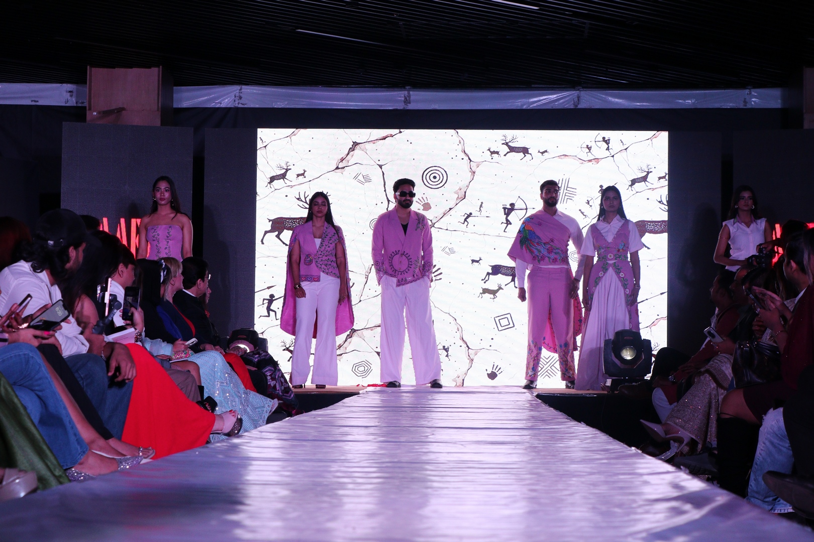 Fashion show moment 3