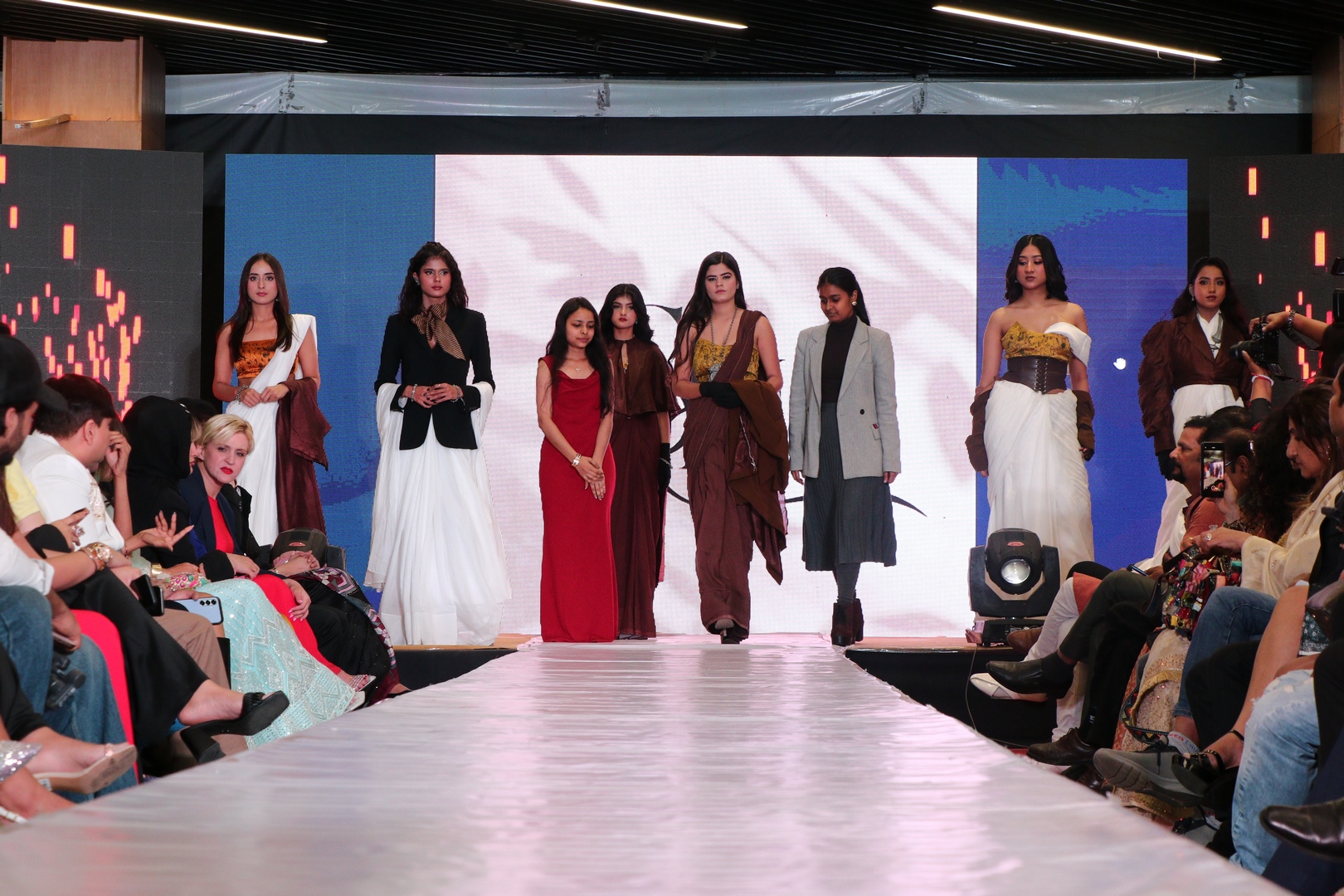 Fashion show moment 8