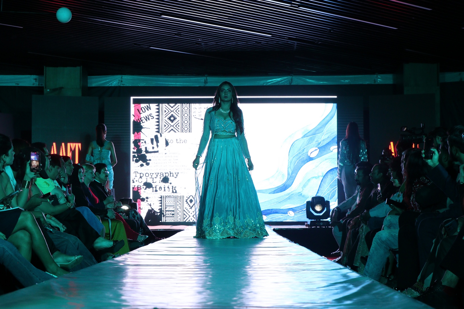 Fashion show moment 18