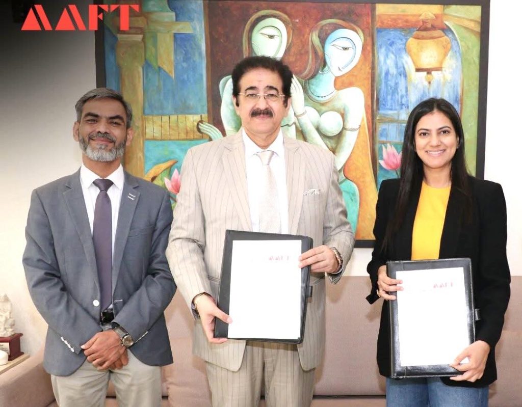 AAFT School of Fashion & Design Signs Landmark MoU with Flyrobe to Redefine Fashion Education